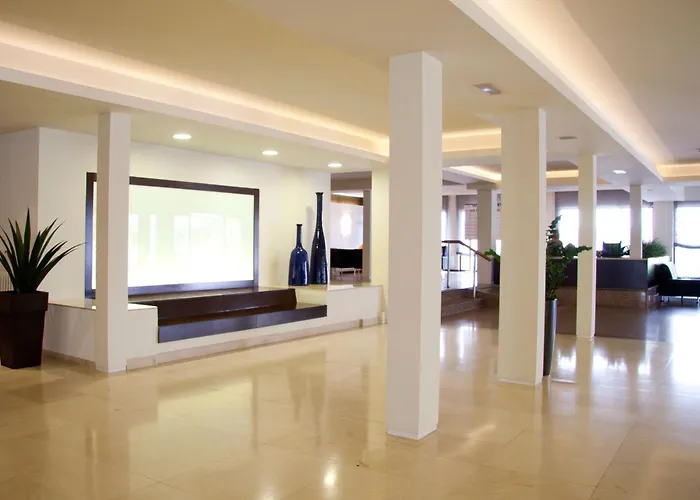 Garbi Park & Aquasplash Hotel