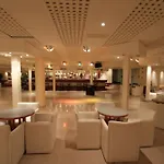 Garbi Park & Aquasplash Hotel