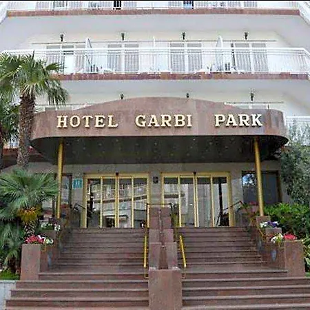 Hotel Garbi Park & Aquasplash 4*