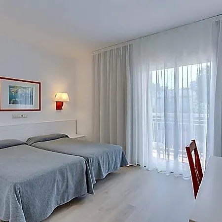 Hotel Garbi Park & Aquasplash