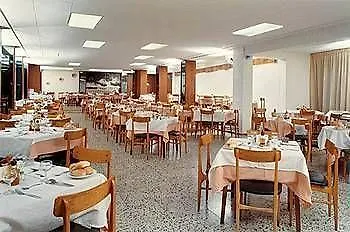 Garbi Park & Aquasplash 4* يوريت دي مار