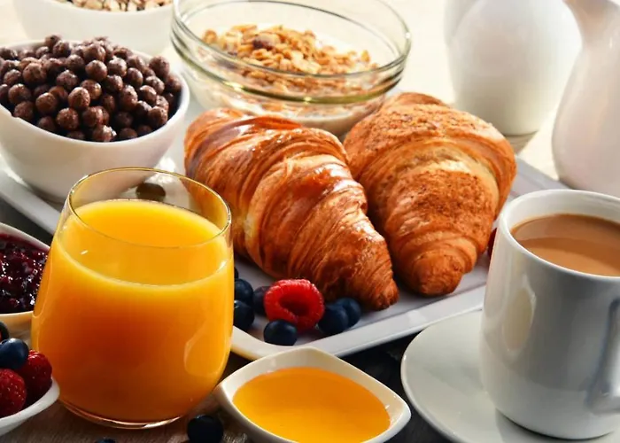 מלון Garbi Park & Aquasplash 4*