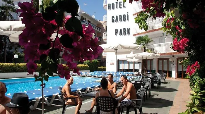 Garbi Park & Aquasplash מלון