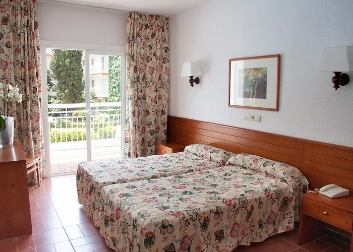 Garbi Park & Aquasplash Szálloda 4*