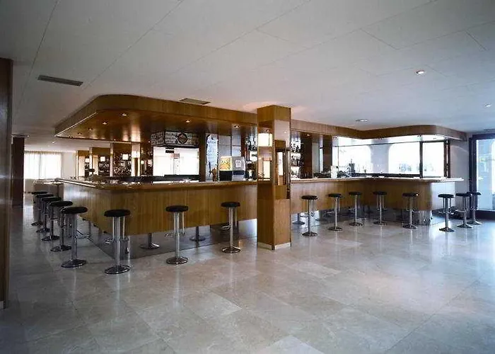 Garbi Park & Aquasplash فندق يوريت دي مار