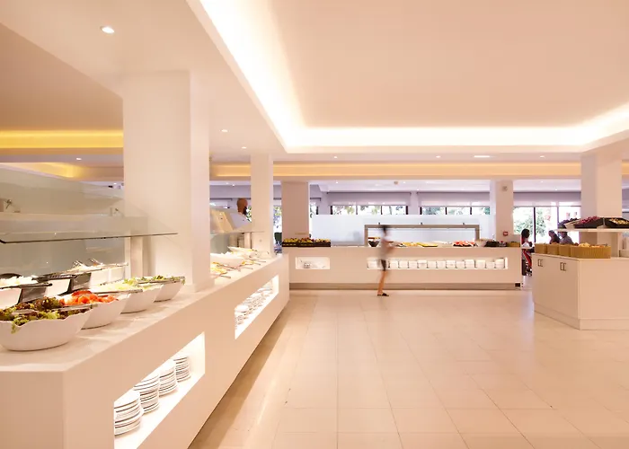 酒店 Garbi Park & Aquasplash